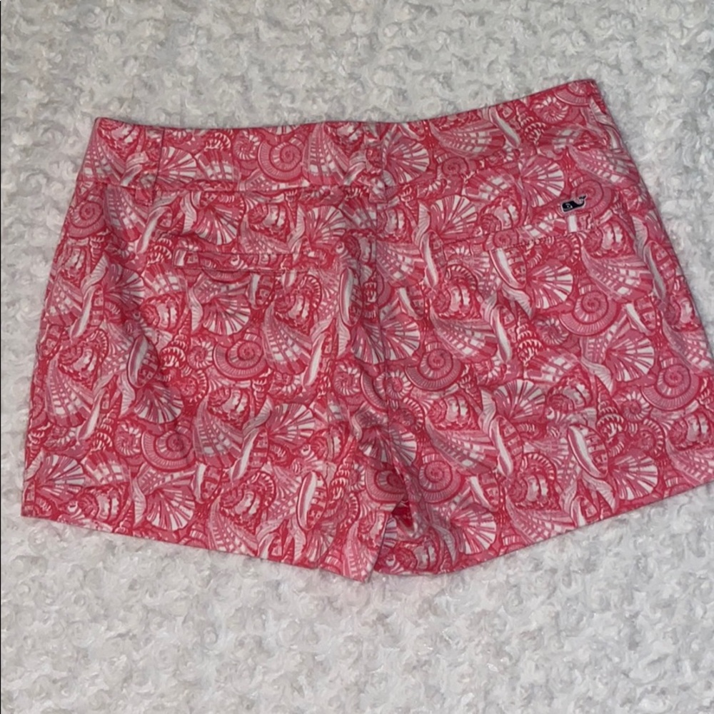 Vineyard Vine’s Shorts - Picture 2 of 3